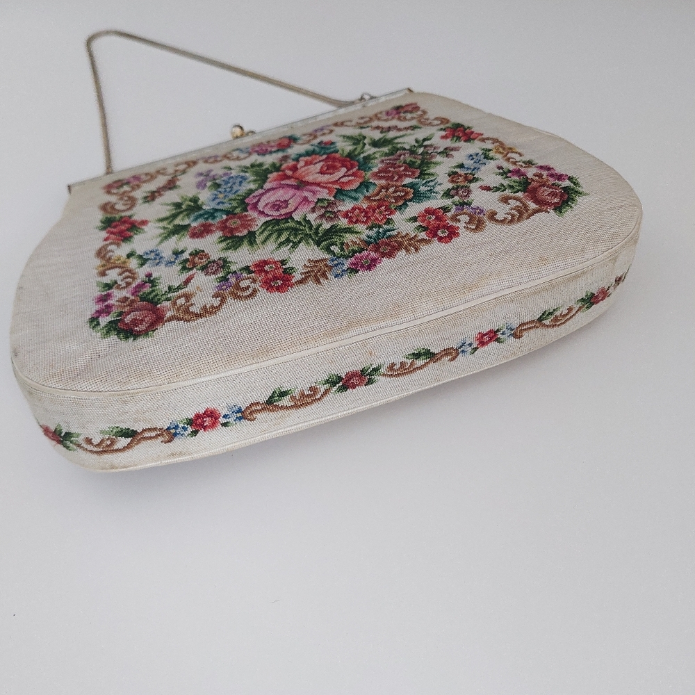 Vintage Petit Point Floral Tapestry Evening Bag, 1950s Needlepoint Clutch - Picture 13 of 14